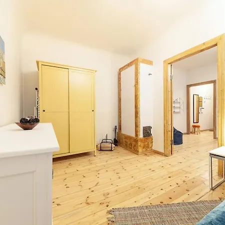Homelike Apartment, Center, Free Parking شقة